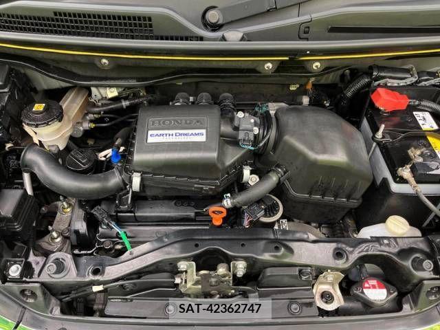 Honda N BOX CUSTOM 2016-04 250364-18