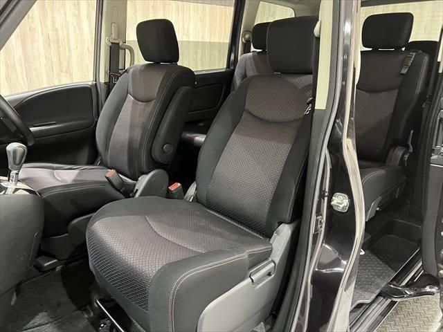 Nissan SERENA 2013-01 194724-22