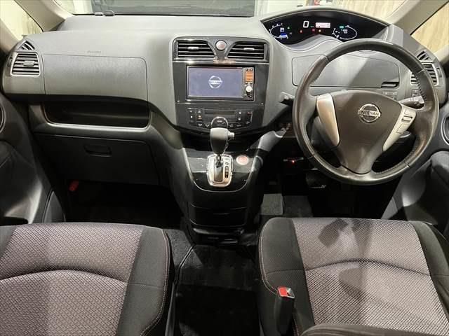 Nissan SERENA 2013-01 194724-18