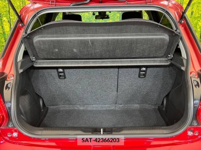 Suzuki SWIFT 2019-02 215413-10