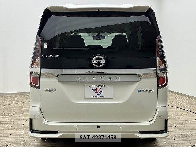 Nissan SERENA 2021-01 220339-12