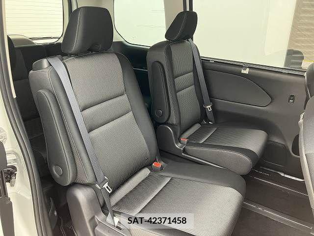 Nissan SERENA 2021-01 220339-9