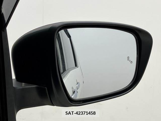 Nissan SERENA 2021-01 220339-7