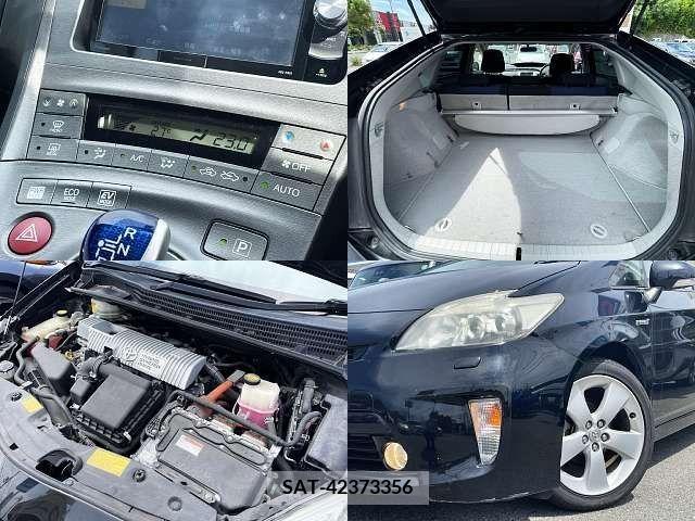 Toyota PRIUS 2013-01 322093-6