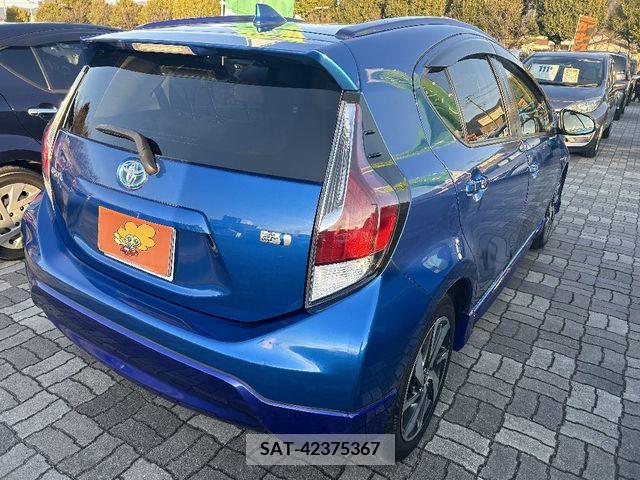 Toyota AQUA 2015-06 216485-2