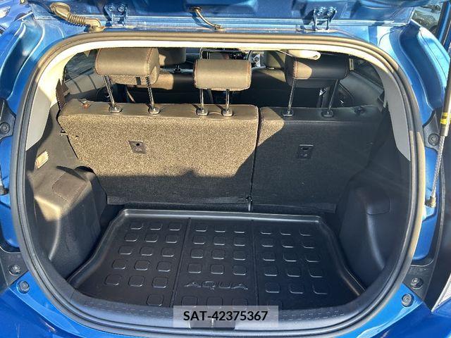 Toyota AQUA 2015-06 216485-7