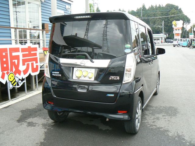 Nissan DAYZ ROOX 2014-01 21616-2