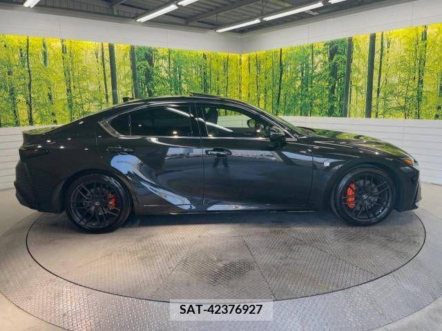 Lexus IS 2021-01 300018-17