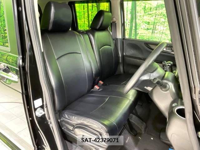 Honda N BOX CUSTOM 2017-03 206176-8