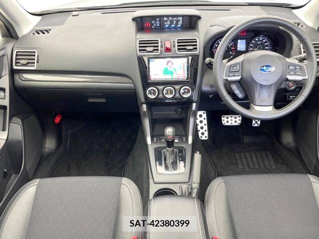 Subaru FORESTER 2015-08 329680-1