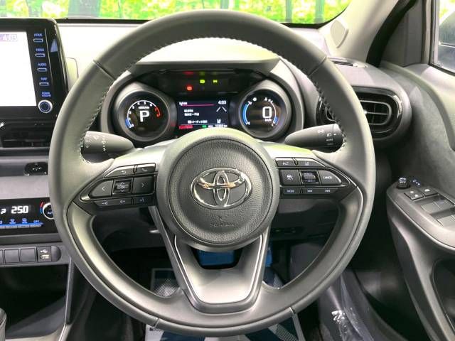Toyota YARIS CROSS 2023-06 188458-11