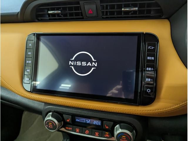 Nissan KICKS 2021-02 28625-2