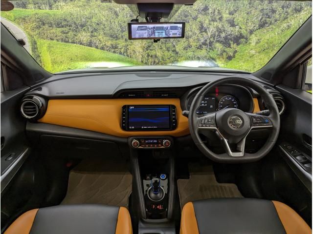 Nissan KICKS 2021-02 28625-1