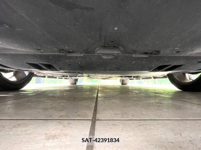 Toyota PRIUS 2020-06 281891-19