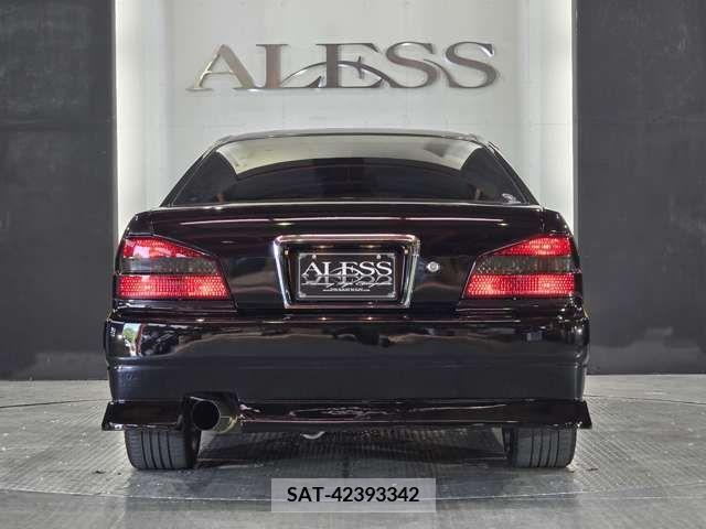 Nissan LAUREL 2002-09 337665-9