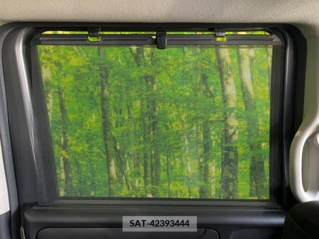 Honda N BOX CUSTOM 2016-03 222512-7