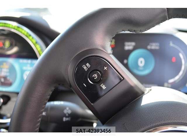 Bmw MINI 2023-04 319661-18