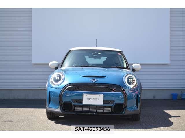 Bmw MINI 2023-04 319661-7