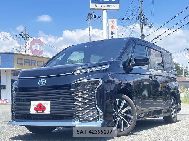Toyota VOXY HYBRID 2023-03 370600-0