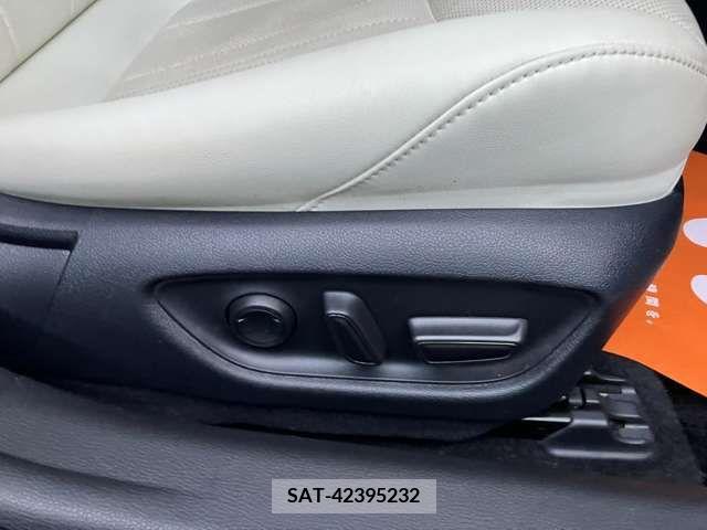 Toyota Mirai 2021-03 277764-5