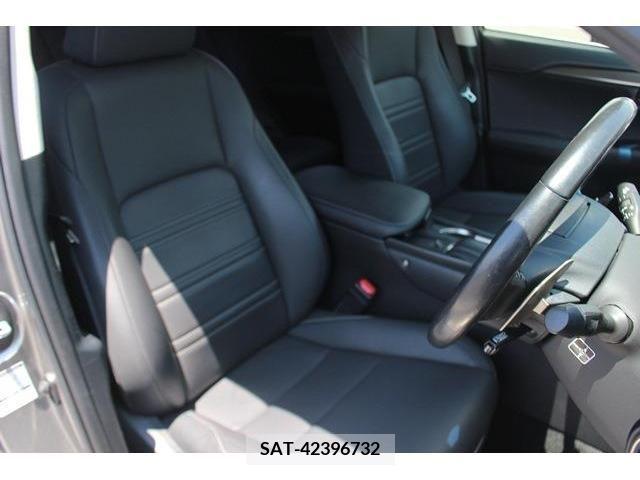 Lexus NX 2017-08 388193-14