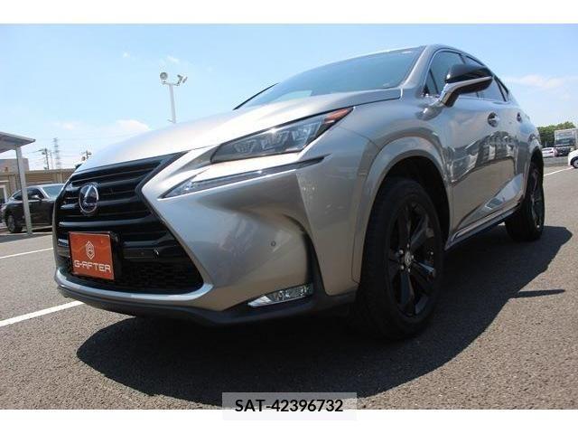 Lexus NX 2017-08 388193-12