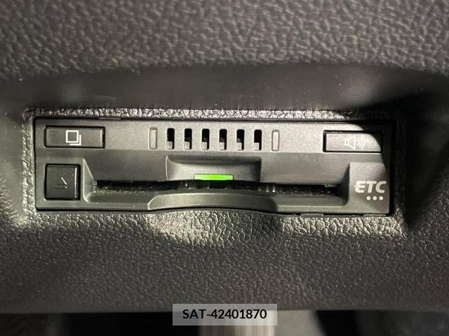 Toyota PRIUS 2019-05 281935-7