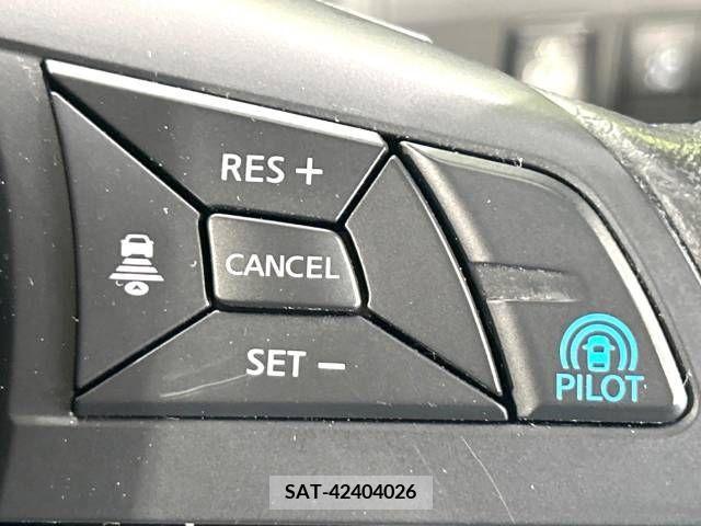 Nissan SERENA 2018-08 367672-3