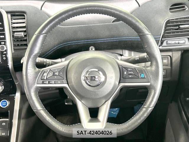 Nissan SERENA 2018-08 367672-12