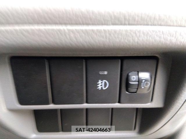 Suzuki EVERY 2020-04 301687-13