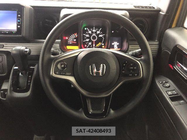 Honda N-VAN 2018-07 353098-13