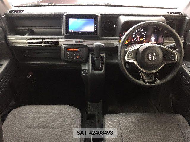 Honda N-VAN 2018-07 353098-1