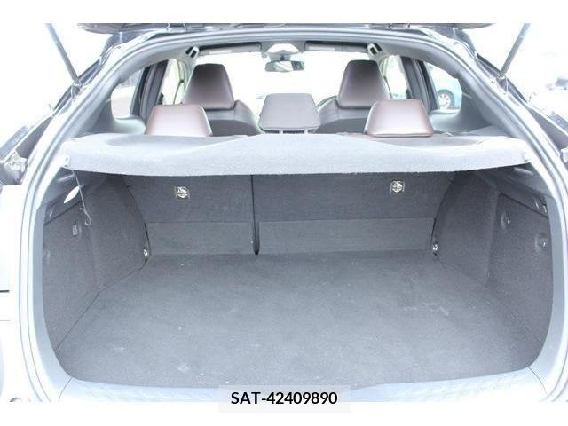 Toyota C-HR 2017-12 294886-9