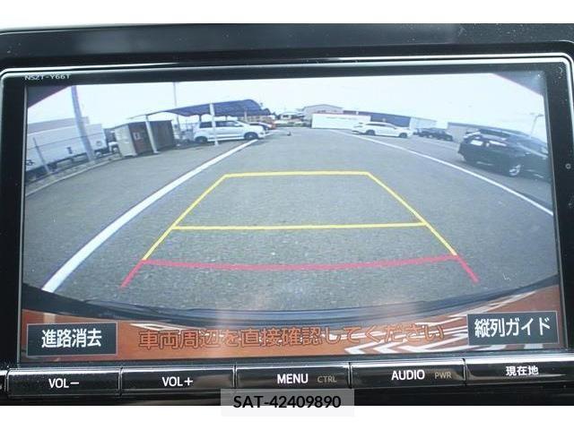 Toyota C-HR 2017-12 294886-15