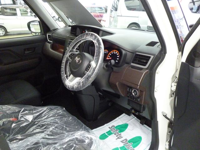 Toyota TANK 2018-01 2046-6