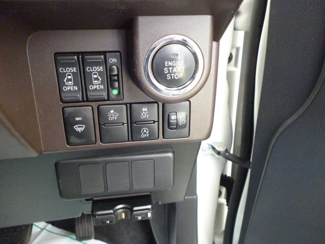 Toyota TANK 2018-01 2046-18