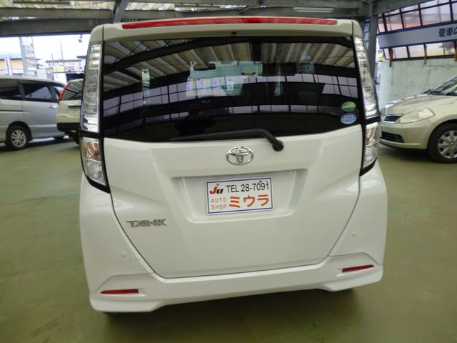 Toyota TANK 2018-01 2046-4