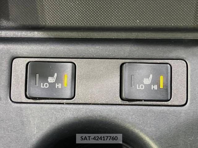 Toyota PRIUS 2019-09 366362-4