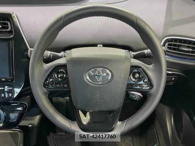 Toyota PRIUS 2019-09 366362-11