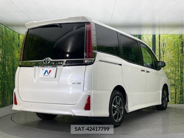 Toyota NOAH 2019-01 350861-14