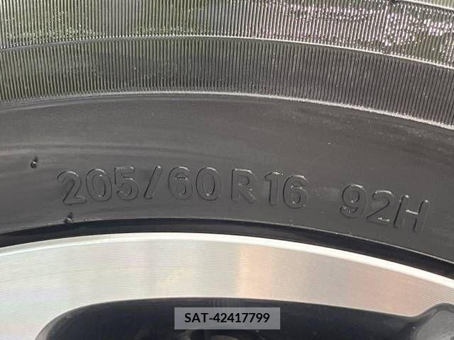 Toyota NOAH 2019-01 350861-8