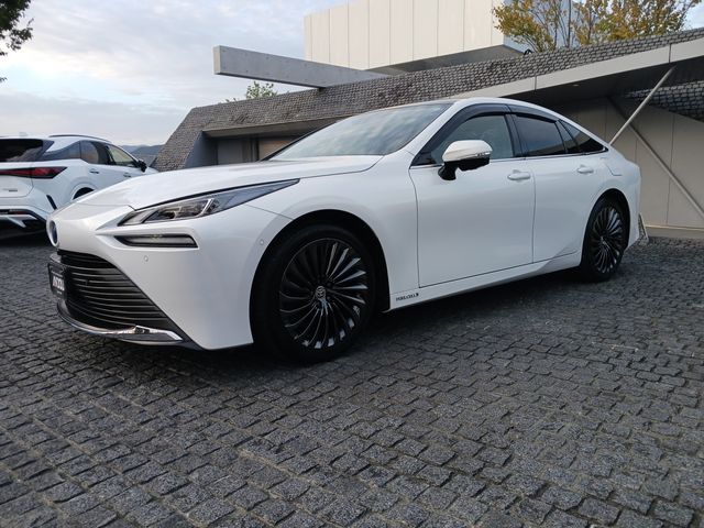 Toyota Mirai 2020-12 12237-1