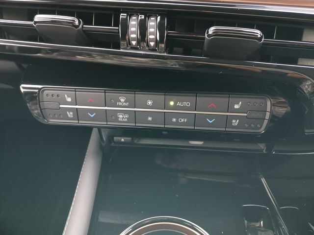 Toyota Mirai 2020-12 12237-17
