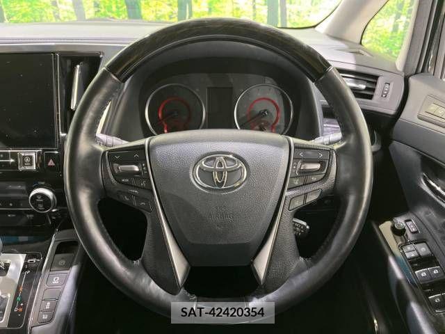 Toyota ALPHARD 2018-03 346529-12