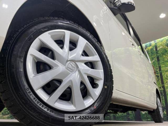 Honda N BOX 2018-04 278806-13