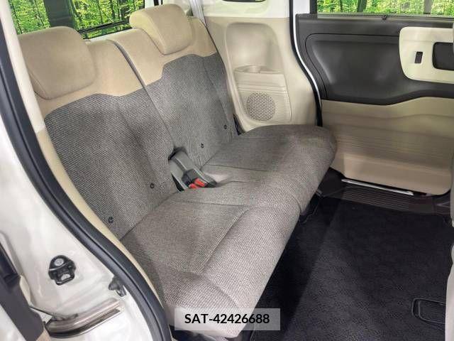 Honda N BOX 2018-04 278806-9