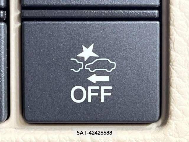 Honda N BOX 2018-04 278806-3