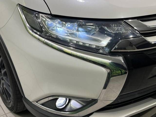 Mitsubishi OUTLANDER 2015-09 193842-13