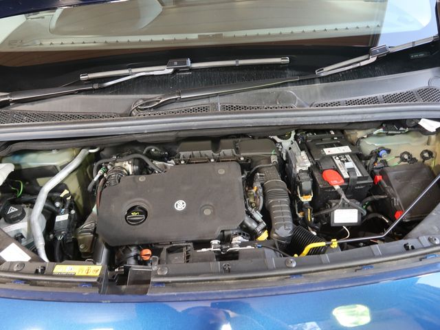 Peugeot Rifter 2023-03 23934-27