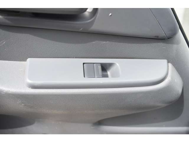 Mazda TITAN 2014-05 12846-7